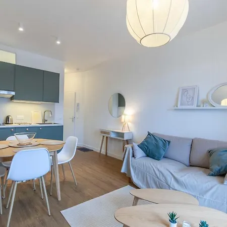 Apartment 2-bedroom With Balcony Near Hippodrome Deauville